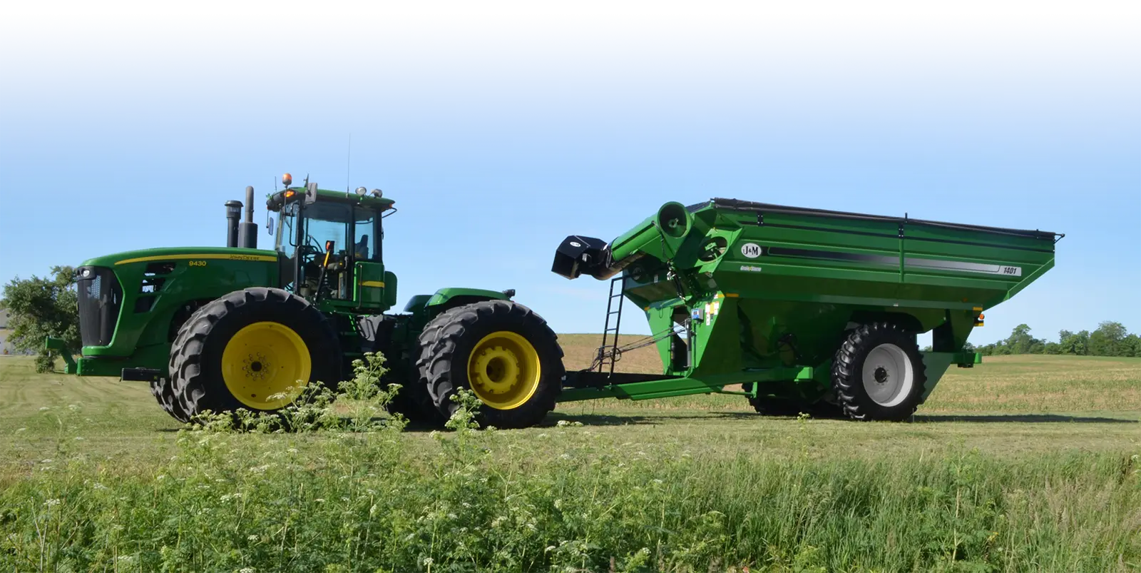 1112 Black grain cart in the corn field