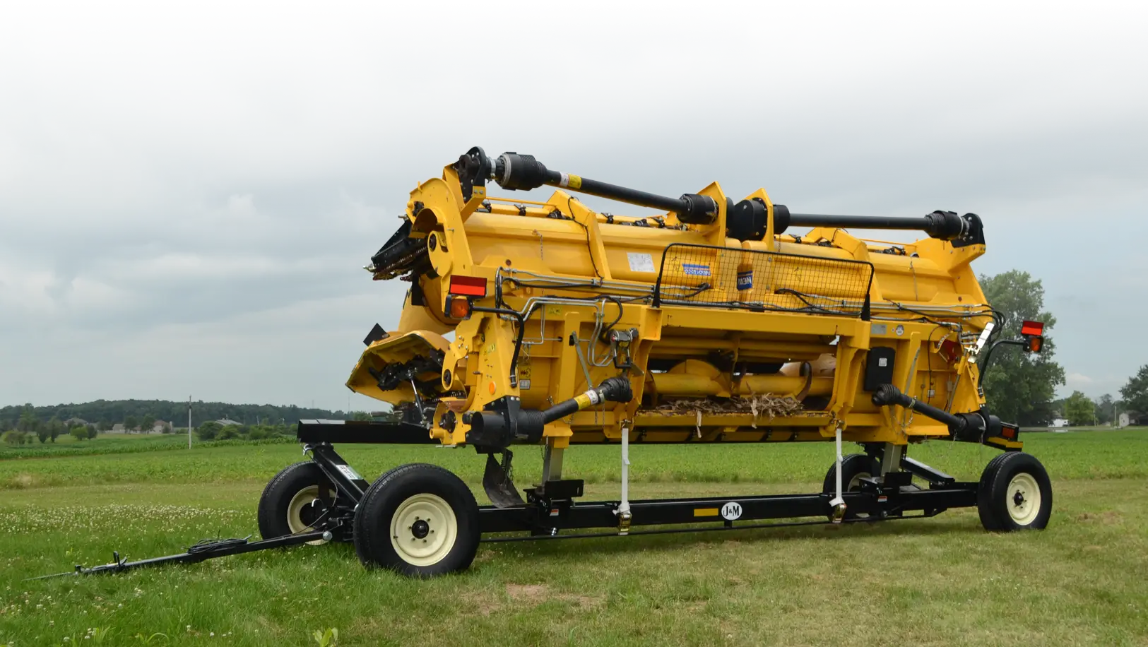 974 Heavy Duty series header transport holding yellow folding head