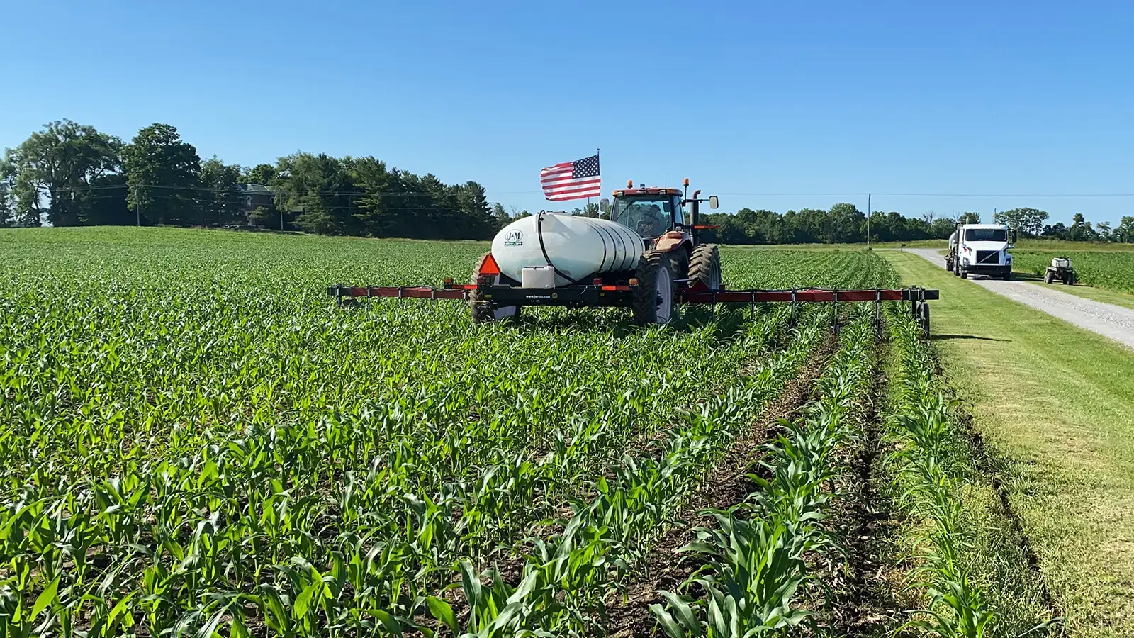 NitroGro 5016 Nitrogen Applicator with American Flag