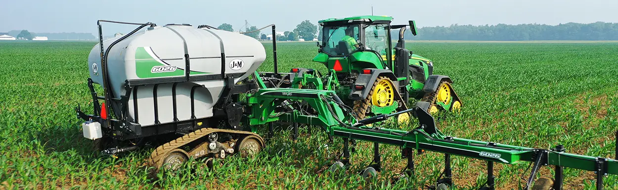 6026 Applicator with tracks